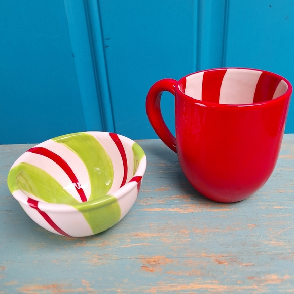 Mug & Peppermint Bowl Santas Cocoa Cup by Hallmark Holiday Christmas Candy Dish - Picture 6 of 12